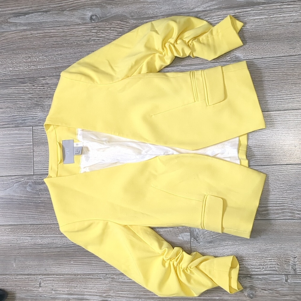 H&M Yellow Blazer Size 4